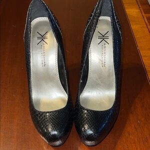 Kardashian Kollection Black Women's Shoes